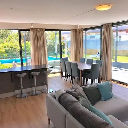 Serro - Beautiful House For 10 People Just 10 Minutes Walk From Beach And Centre *